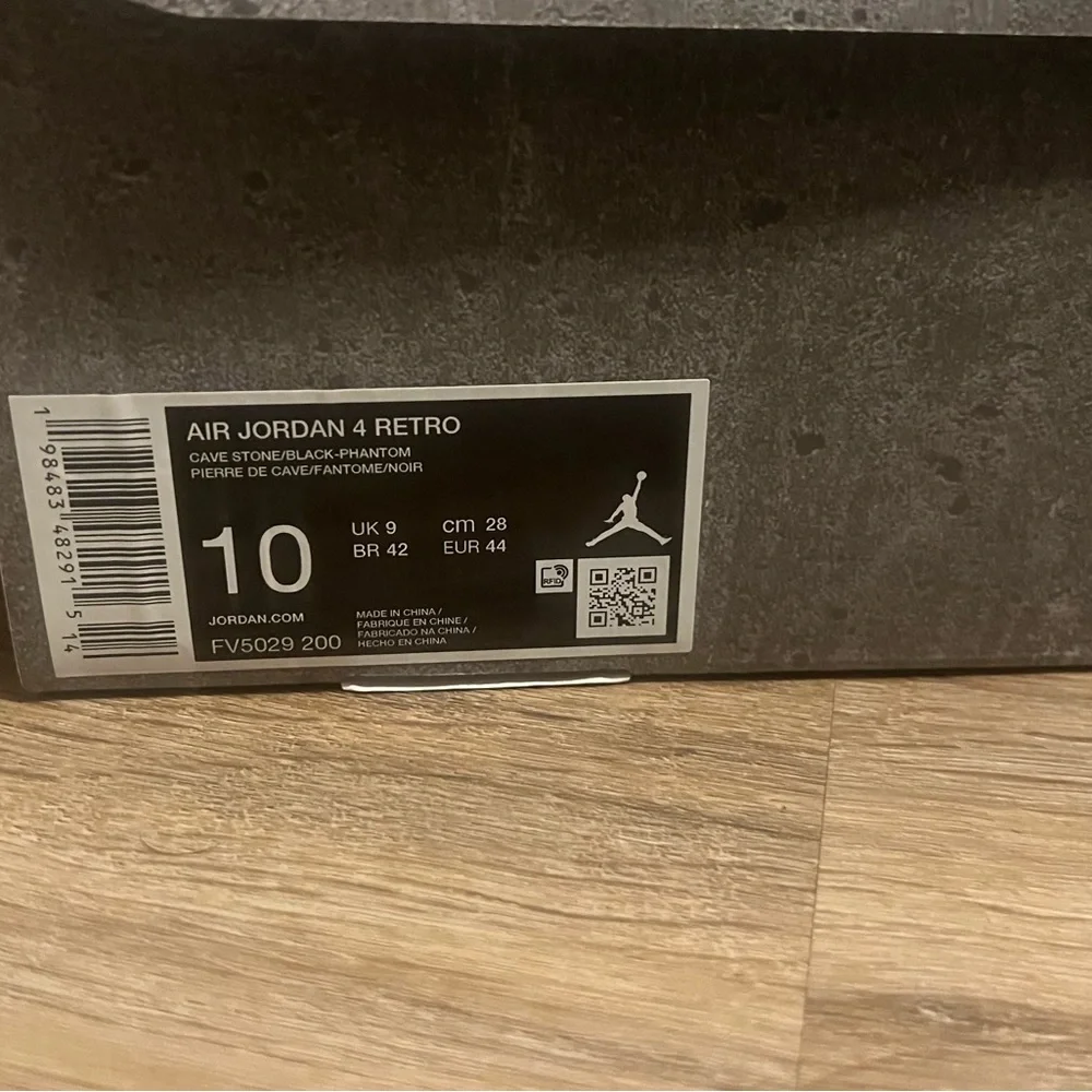 Jordan Cave Stone 4’s